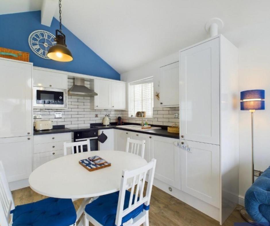 Jubilee Beach House Файли Екстериор снимка
